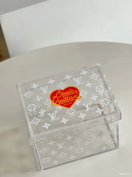 Cheap TRANSPARENT VUITTON BOX LOUIS 0601
